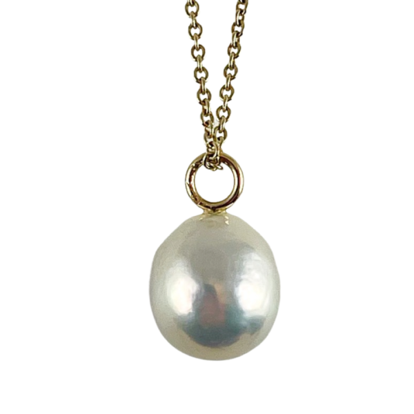 White pearl droplet pendant - Image 2