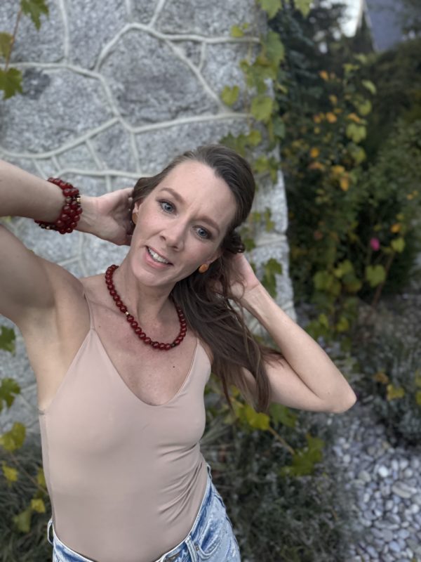 Clare Carnelian Necklace - Image 2